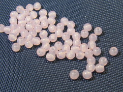 チェコ　プレス　ラウンド　３ミリ　ミルキーロザリン