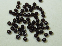 チェコ　プレス　ラウンド　４ミリ　ガーネット