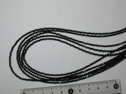 天然石　２ミリ　ラウンド　カット　(一連39センチ)　ブラックスピネル