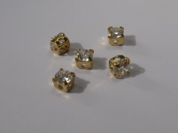 キュービック　角型　４mm　(５個入り)　ゴールドクリスタル
