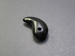 まが玉　約２２mm　(１個入り)　オニキス