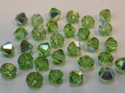 5301番　４mm　ペリドットＡＢ