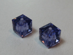 5601番　６mm　タンザナイト