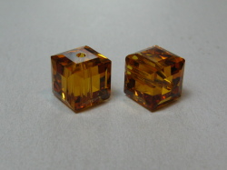 5601番　６mm　トパーズ