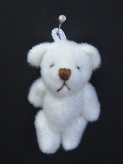 ぬいぐるみのテディベア　ホワイト