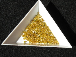 カシメ(つぶし玉)　2ミリ　(300ヶ入)　ゴールド