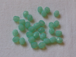 ファイヤポリッシュ　４ミリ　ミルキーターコイズ