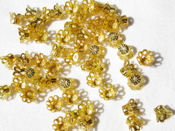 座金　キャップ型　６×４ミリ　(約100)　ゴールド