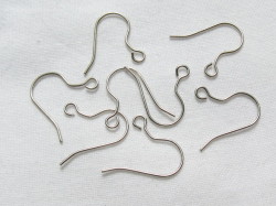 ピアス　(４ペア)　シルバーカラー