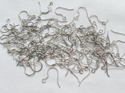 ピアス　(8.9g 約50ペア)　シルバーカラー