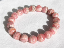 天然石ブレスレット　ラウンドタイプ　１９玉　　11.0~10.5ミリ　インカローズ