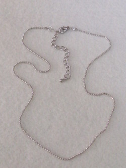 1.2ミリボールチェーンネックレス　約４１センチ　７センチアジャースター付　シルバー