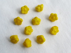 チェコビーズ　フラワー（よこ穴）　７×５ミリ　サンフラワー