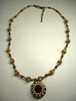 囲み風ネックレス　ジェット