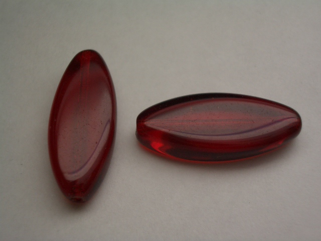 ロングオーバル　ルビー