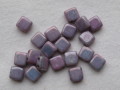 チェコビーズ　フラットスクエア　２ホール　６ミリ　オペークラスターアメジスト
