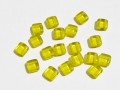 チェコビーズ　フラットスクエア　２ホール　６ミリ　レモン