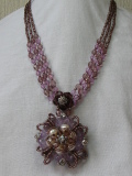 バイオレットとパールのフラワーネックレスＡ