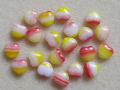 チェコビーズ　ハート　８ミリ　イエローレッドホワイト