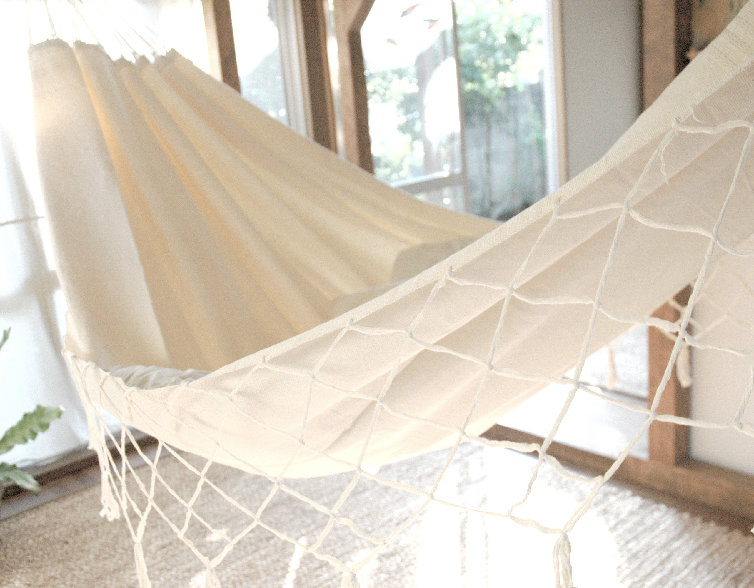 ブラジリアンハンモック・セミダブル　「エクリュ（生成り）」（シンプルフリンジ付）　