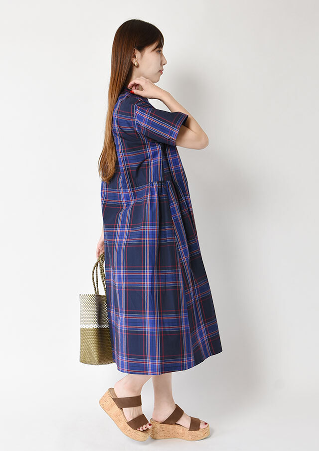 コットンローンチェック柄シャツワンピース