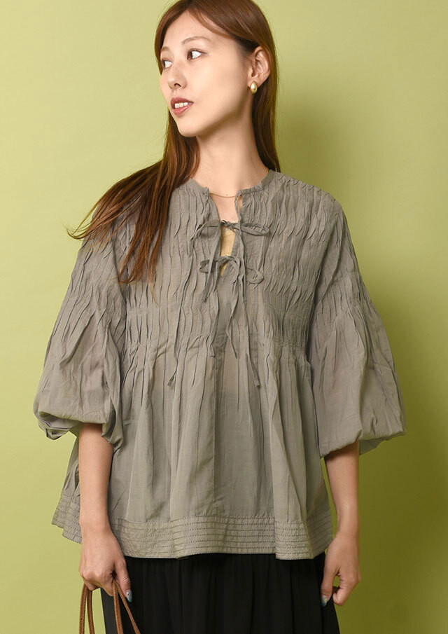 BASCO /バスコ レナードブラウスピンタックとはしごレースのフリル