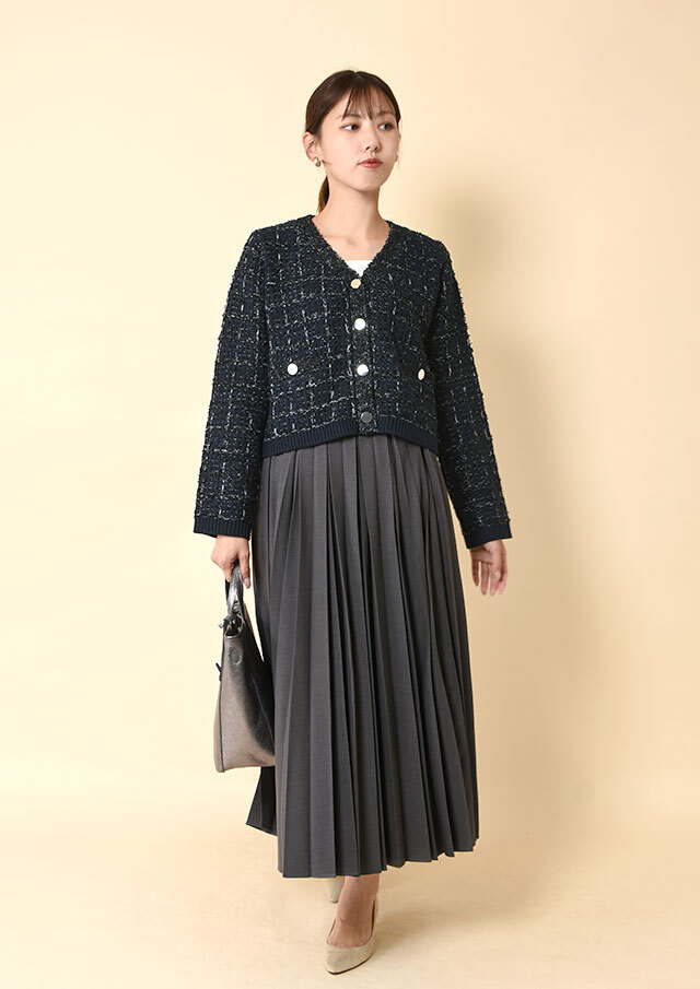 チェックツイードVネックカーディガン