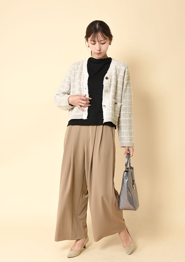 チェックツイードVネックカーディガン