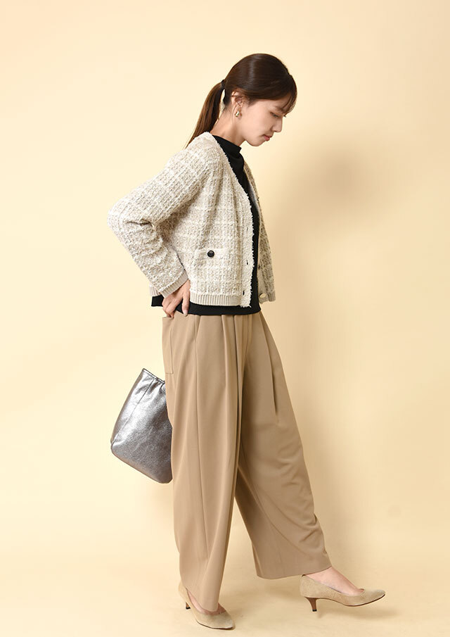 チェックツイードVネックカーディガン