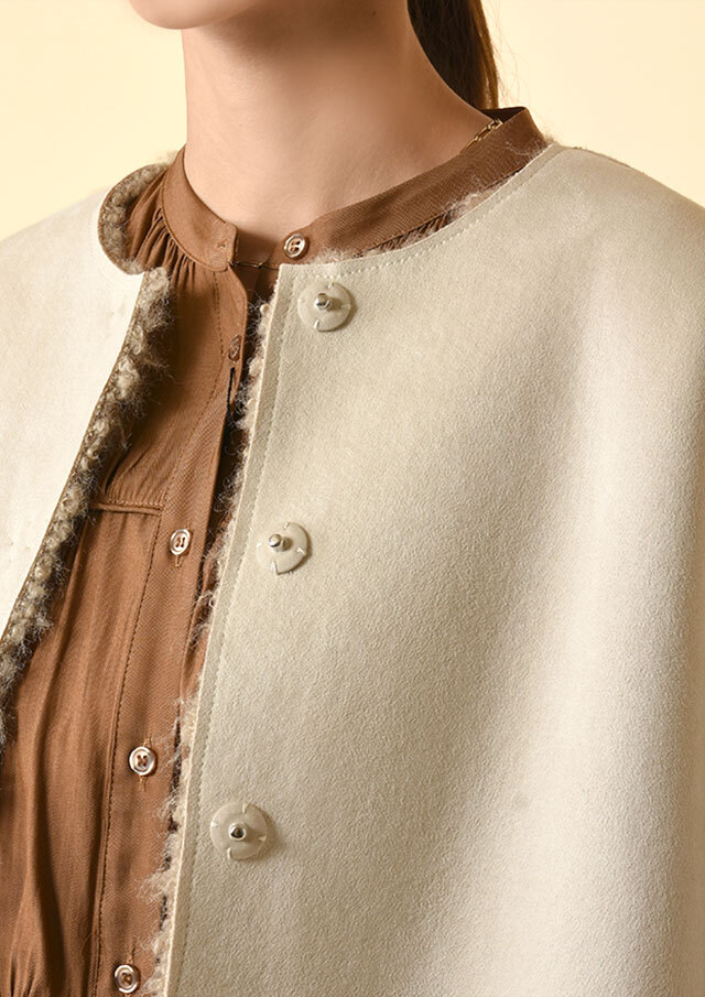 エコファーリバーシブルノーカラーミドルコート