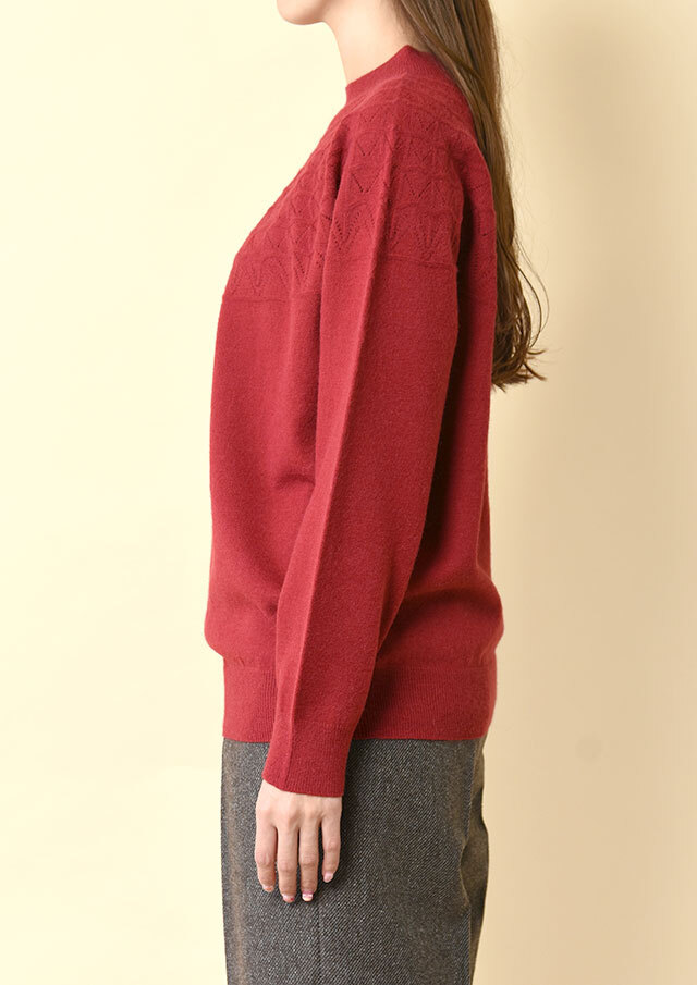 ホールガーメント求心柄プルオーバーニット