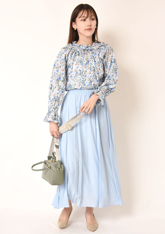 エアリーカラーギャザースカート