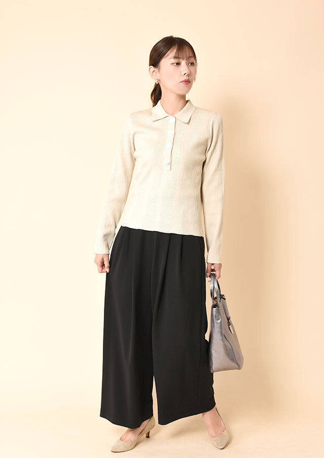 ポンチタックワイドパンツ