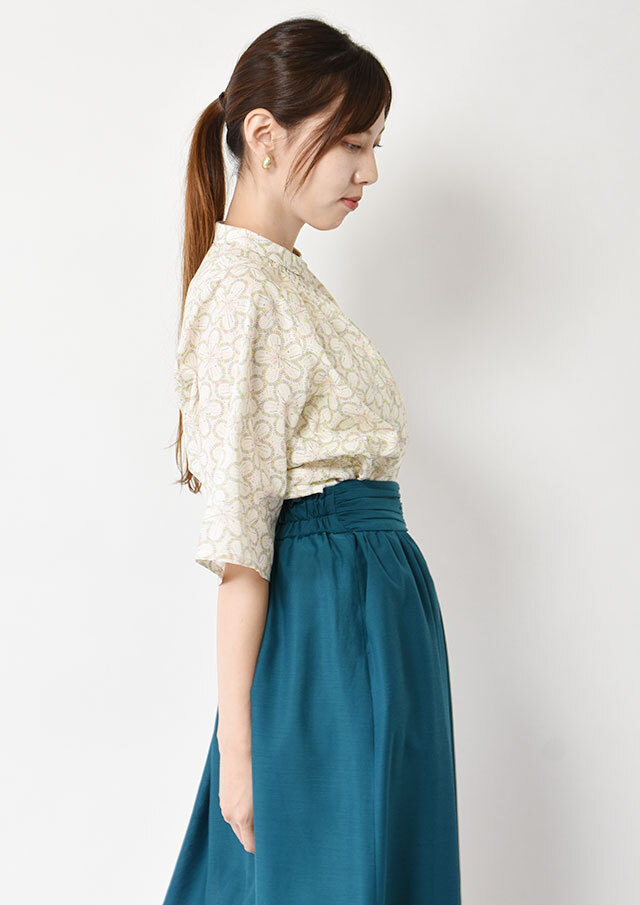 リバティちび衿6分袖シャーリングシャツ