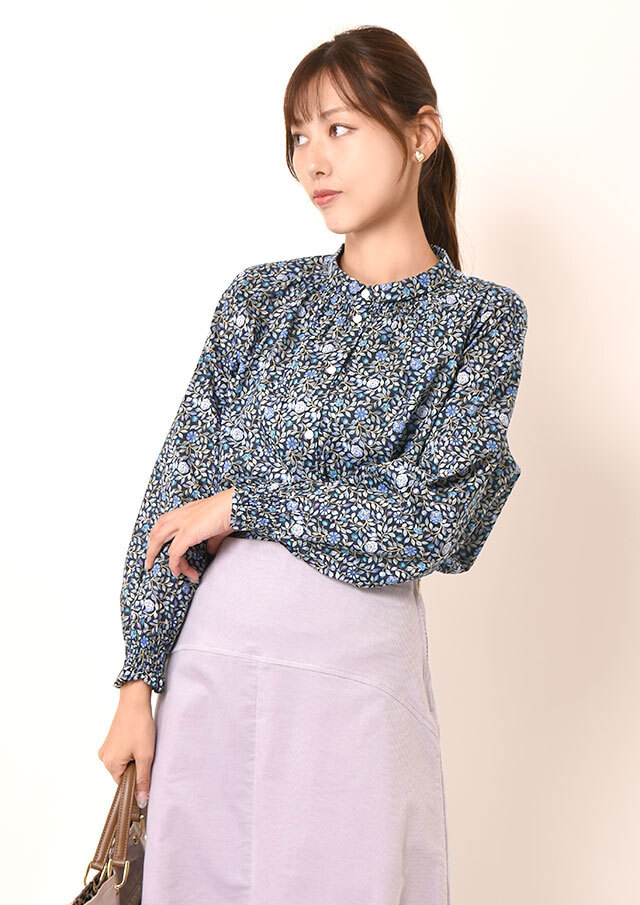 ◆リバティちび衿シャーリングシャツ【H42552911】【26】