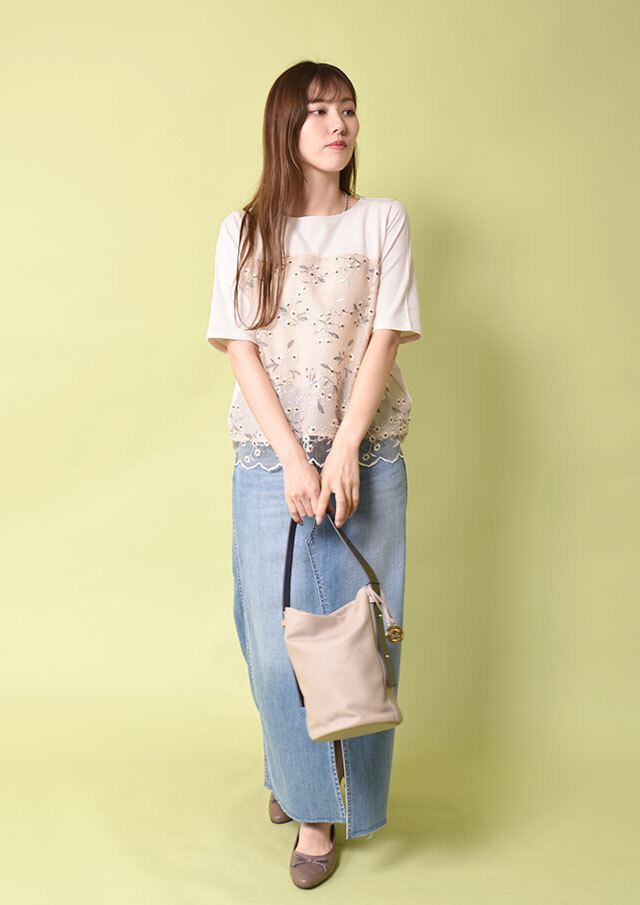 フロントチュール刺繍切替5分袖プルオーバーカットソー