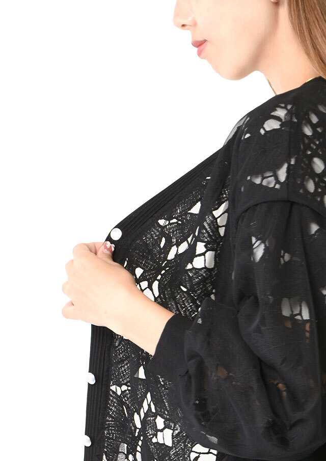 レース×チュールVネックカーディガン