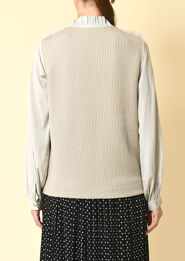 フロントボアニットベスト