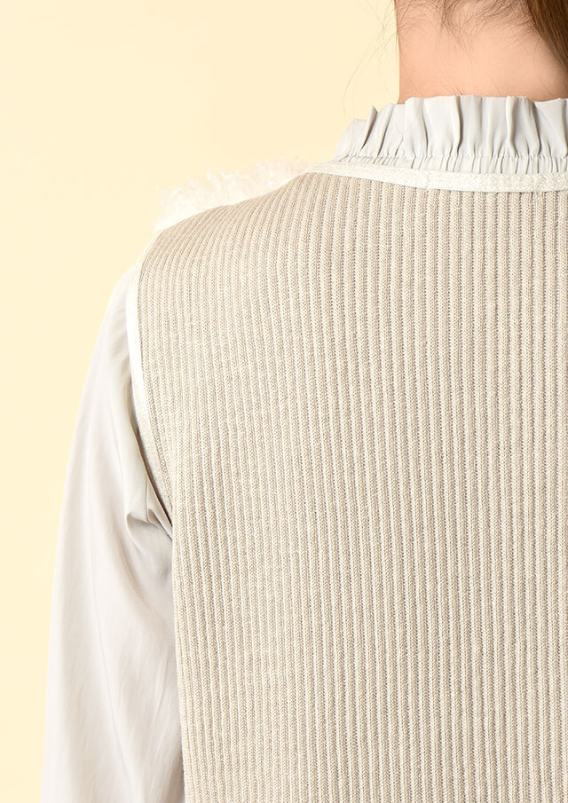 フロントボアニットベスト