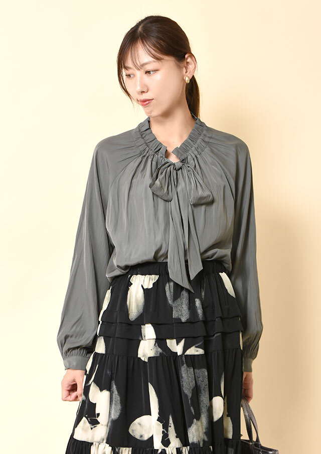 ◆パウダーサテンボウタイシャツ【H8554339】【26】