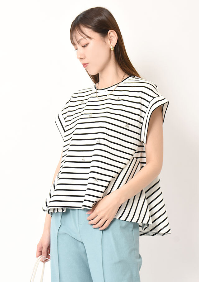 美品♡ビジューボーダーニット WEB＆一部店舗限定／滝沢眞規子さん着用】ビジューボーダー ニット