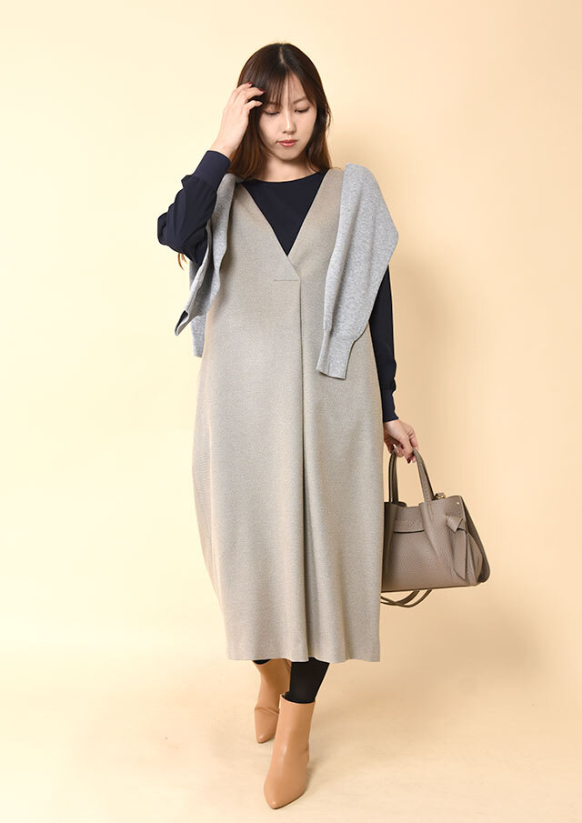 【美品】bow.a ボウエー Vネック ウールライク ジャンパー ロングスカート 予約】 ウールライクVネックジャンパースカート / チャコール(1月中旬