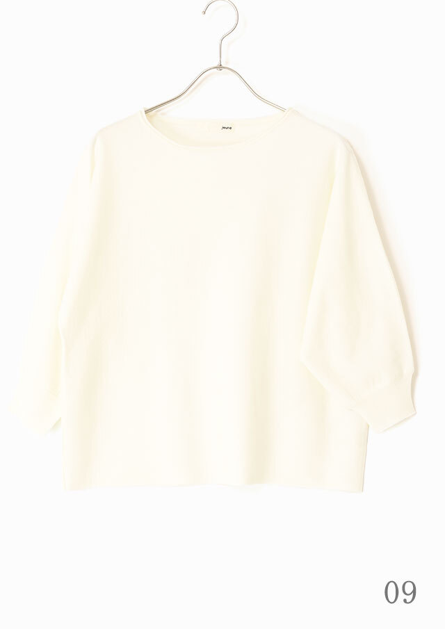 テンセルストレッチクルーネックプルオーバーニット