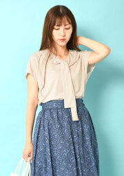 極美品⭐︎M'S GRACY フラワーチャーム フレア ノーカラージャケット 38 未使用 タグ付き】エムズグレイシー ジャケット 花柄刺繍