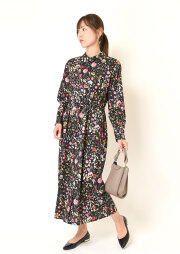 Hampstead リバティ　ワンピース　新品未使用　タグ付き　40 美品 Hampstead × LIBERTY リバティプリントワンピース 40