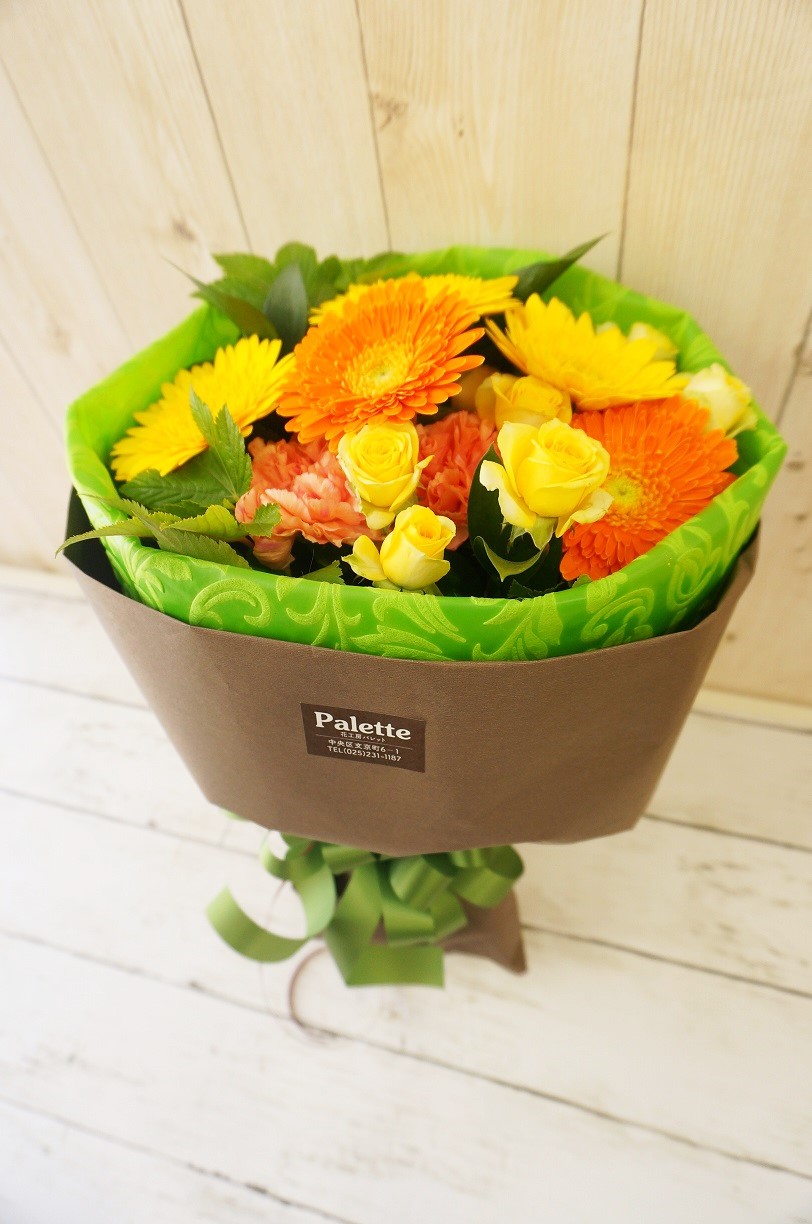 ビタミンカラーの花束 新潟市中央区の花屋 花工房パレット