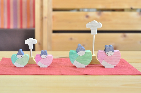 雛人形　遊プラン・小黒三郎　蕾びなとぼんぼり