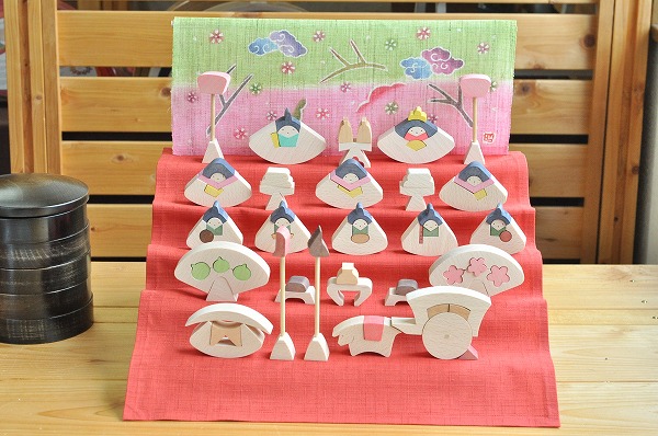 ひな人形　雛人形　遊プラン・小黒三郎　円びな五段飾り・小 （特製垂幕　桜）