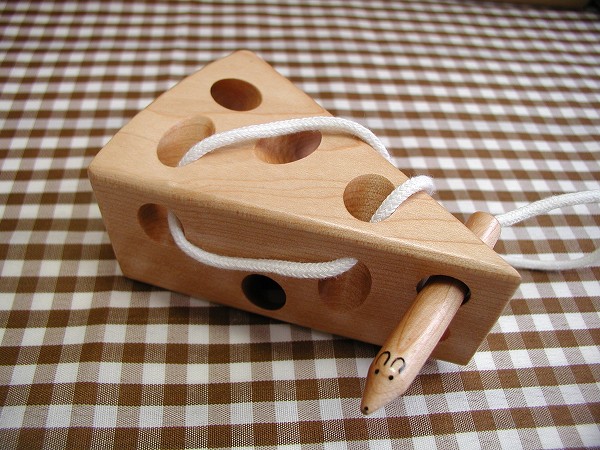 チーズのひも通し