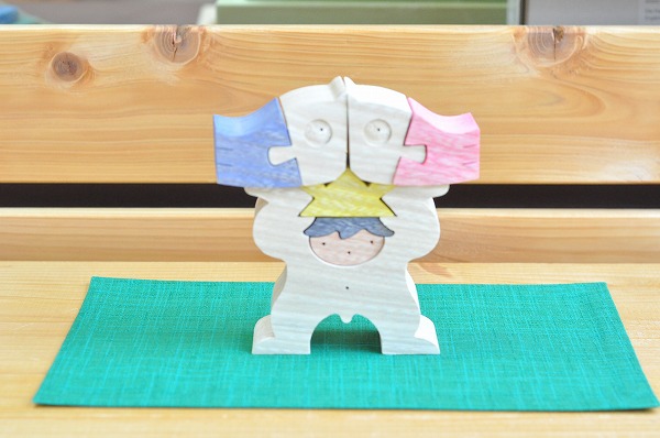 五月人形　遊プラン・小黒三郎　鯉持ちかぶとと童子(大）